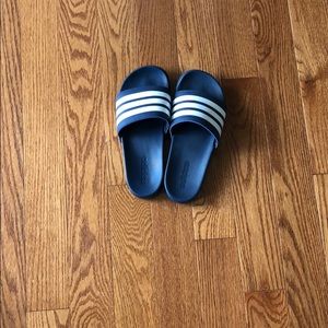 Unisex adidas slides